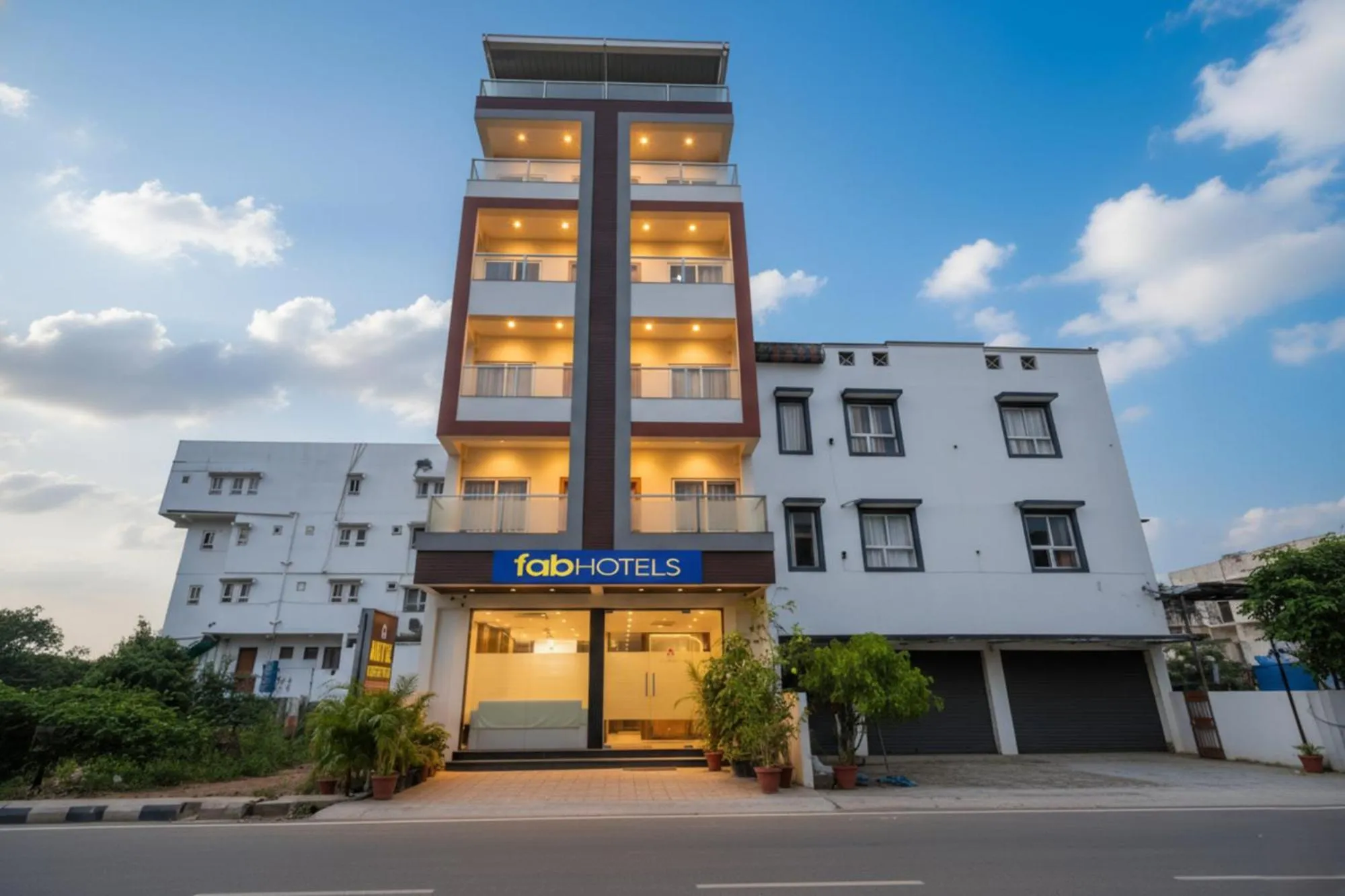 Facade/entrance in FabHotel Synergy Stays