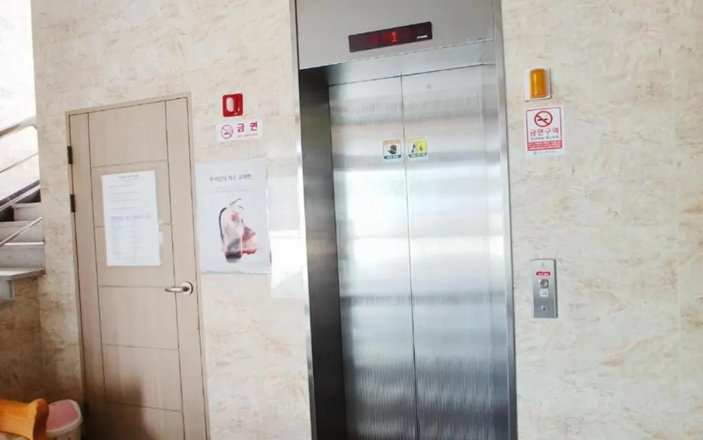 Seogwipo (Seongsan) Beach Hotel