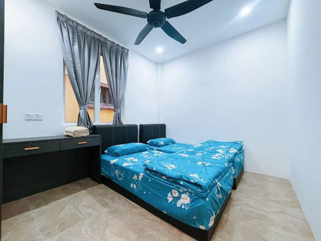 Bedroom, Bed in Trace Cozy Place