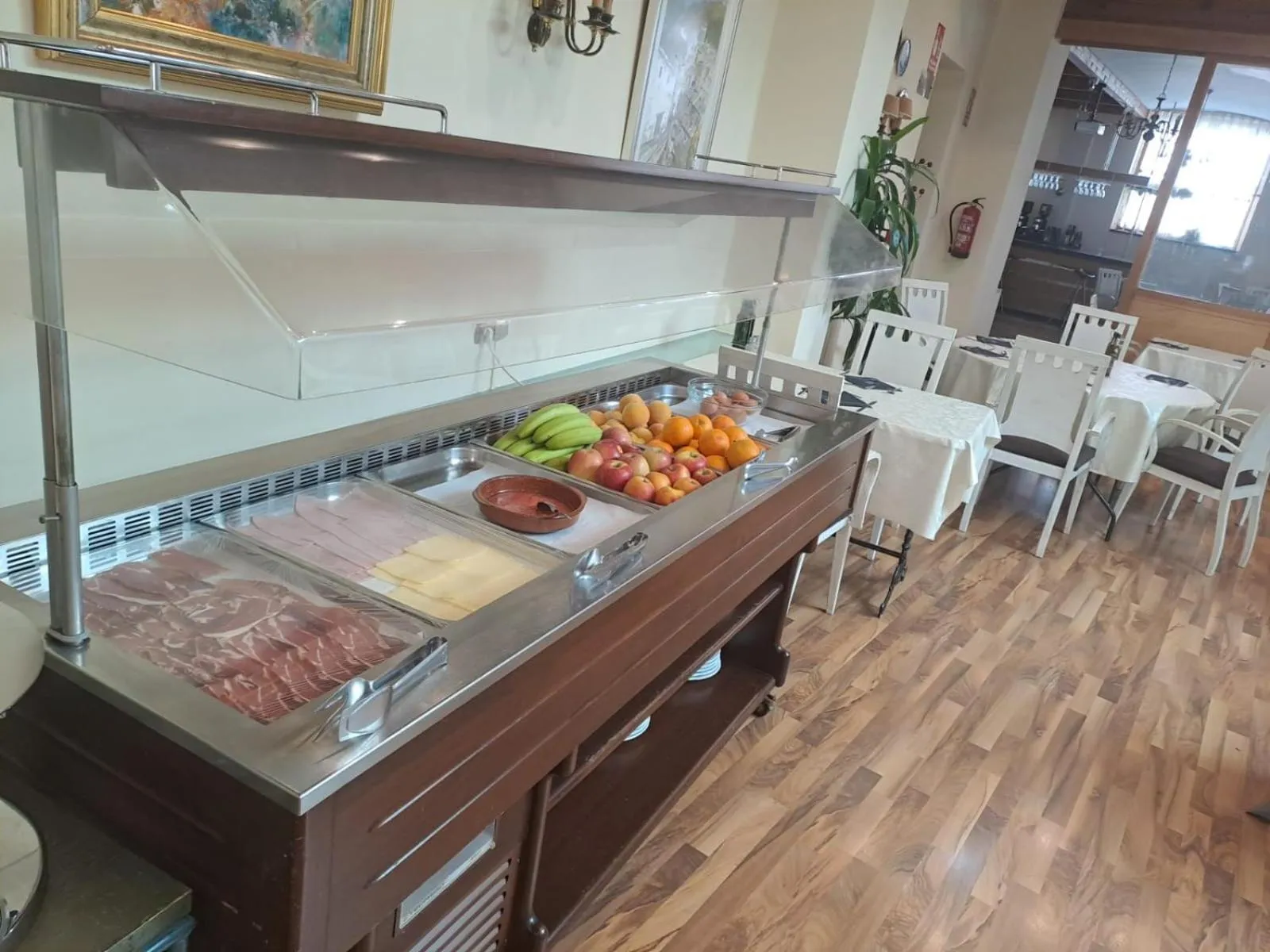 Buffet breakfast in Hotel Palacio de Oñate