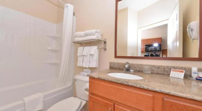 Candlewood Suites Springfield By IHG