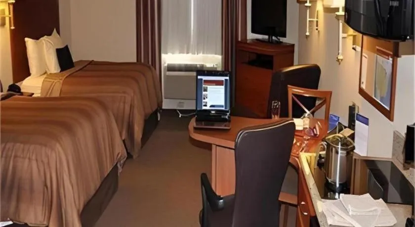 Bed in Candlewood Suites Springfield By IHG