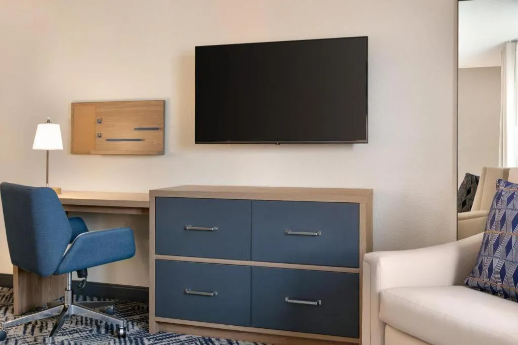 Candlewood Suites Springfield By IHG