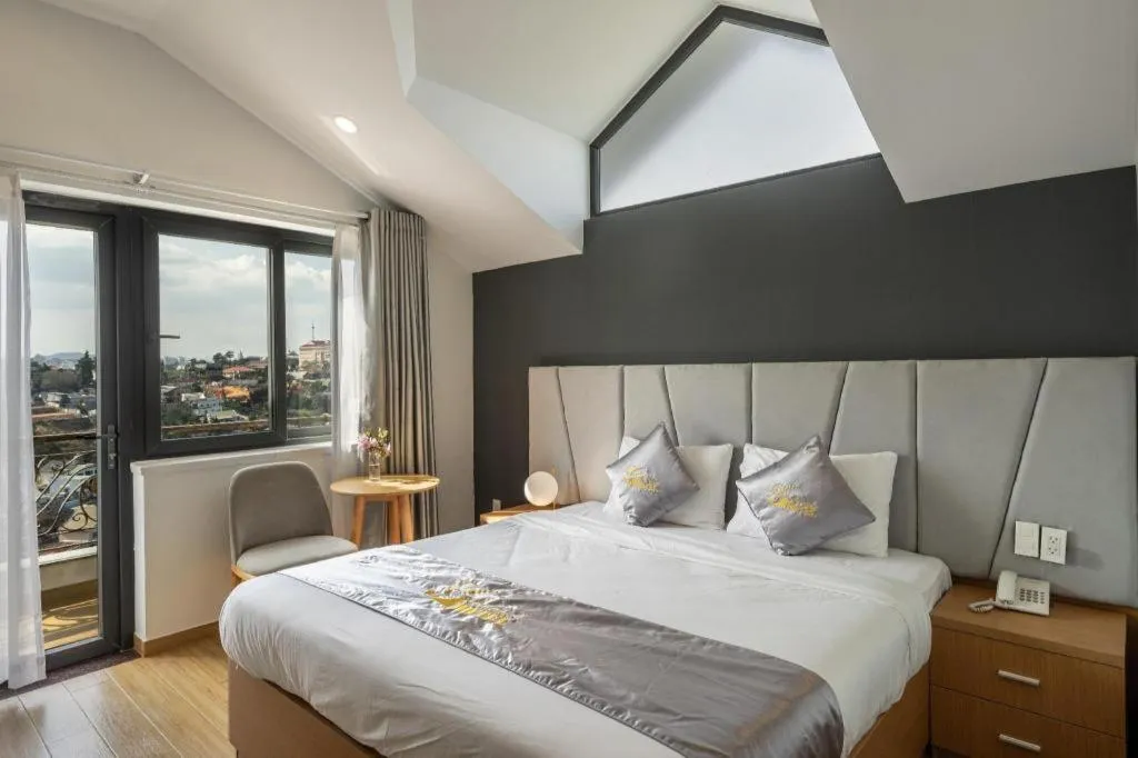 Bed in Gold View Boutique Hotel Đà Lạt