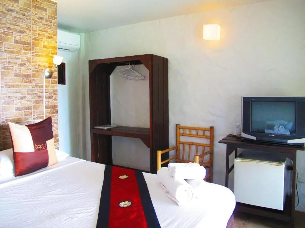 Bed in Tamarina Resort