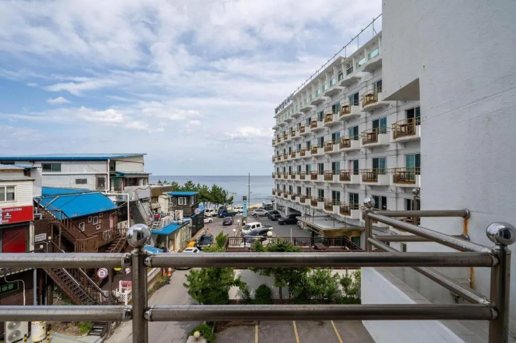 Gangneung Gyeongpodae Gangneung Motel