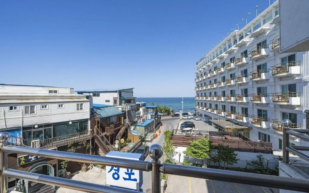 Gangneung Gyeongpodae Gangneung Motel