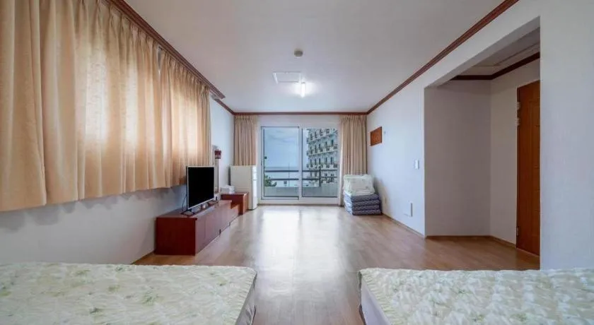 Bed in Gangneung Gyeongpodae Gangneung Motel