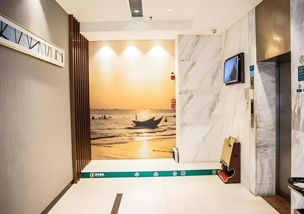 City Comfort Inn Beihai RT-Mart High Speed Railway Station