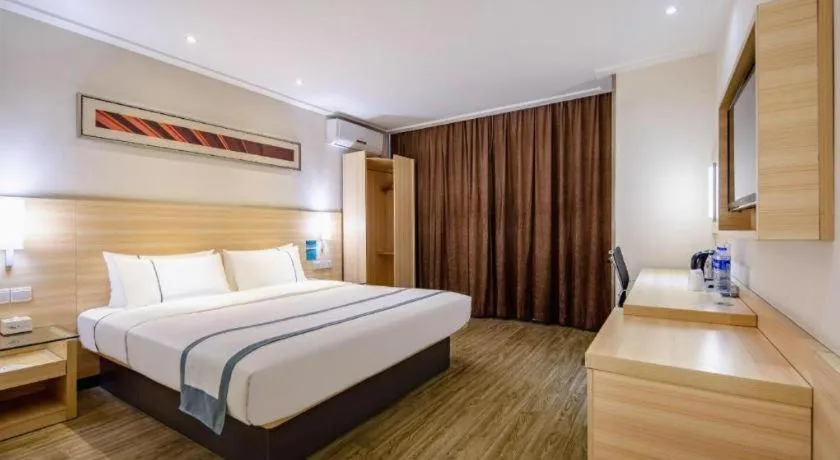 Bed in City Comfort Inn Beihai RT-Mart High Speed Railway Station