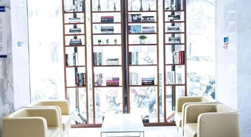 City Comfort Inn Beihai RT-Mart High Speed Railway Station