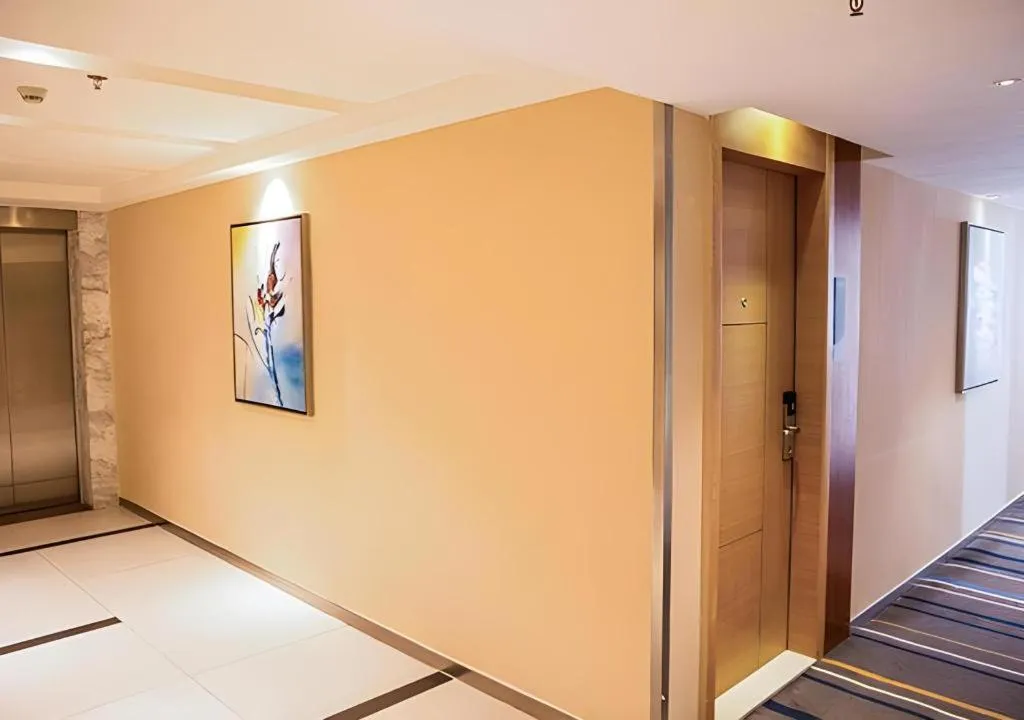 City Comfort Inn Beihai RT-Mart High Speed Railway Station