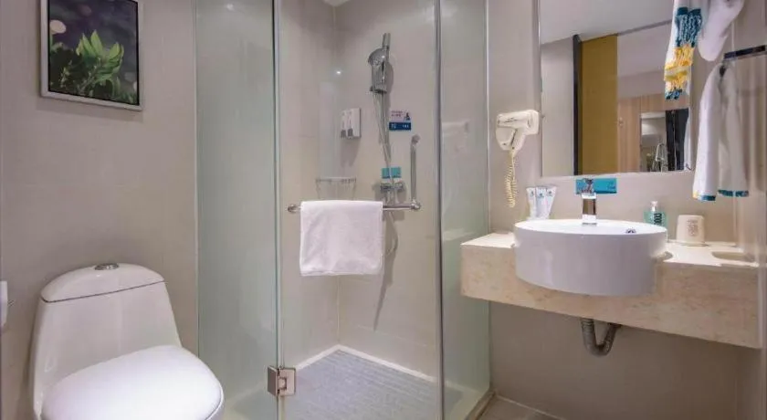 City Comfort Inn Beihai RT-Mart High Speed Railway Station