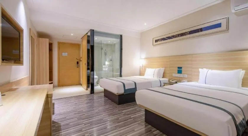 Bed in City Comfort Inn Beihai RT-Mart High Speed Railway Station