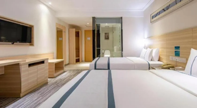 Bed in City Comfort Inn Beihai RT-Mart High Speed Railway Station