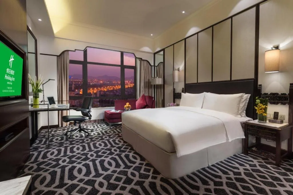 Bed in Holiday Inn Guangzhou Airport Zone By IHG