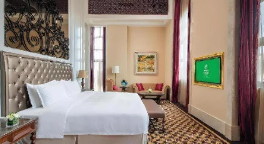 Bed in Holiday Inn Guangzhou Airport Zone By IHG