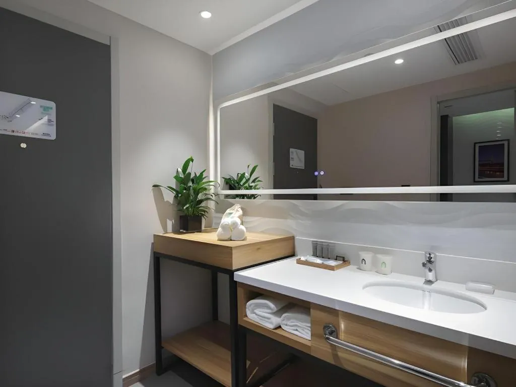 Campanile Hotel Huaibei Yuxi