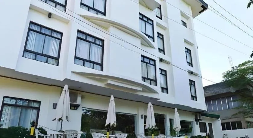 Ipil Suites Puerto Princesa