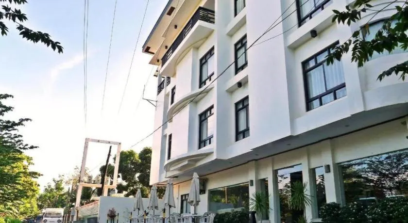 Ipil Suites Puerto Princesa