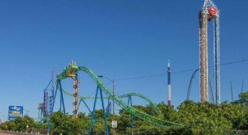 Knights Inn - Forest Hill, TX