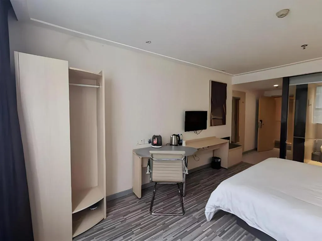Bed in City Comfort Inn Wuhan Dongting Road