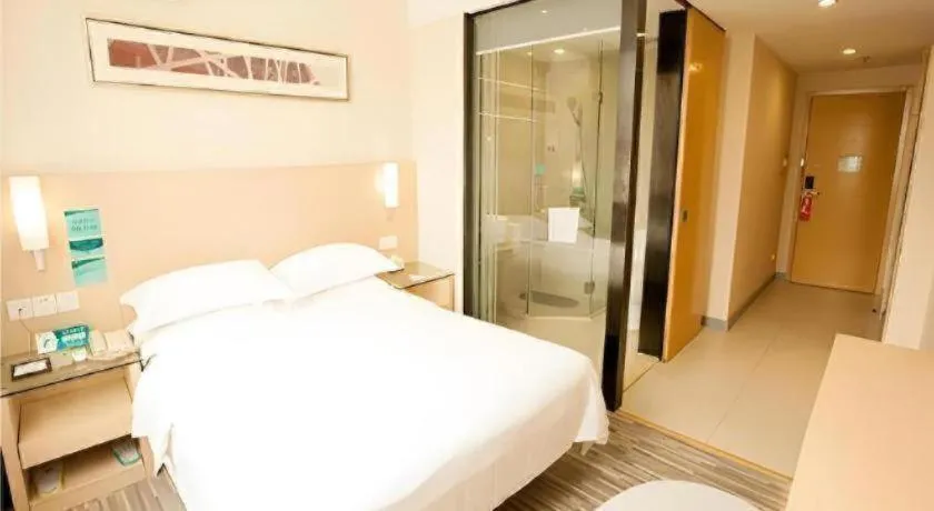 Bed in City Comfort Inn Wuhan Dongting Road