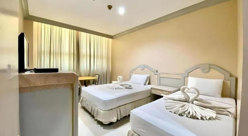 Bed in Cebu Northwinds Hotel