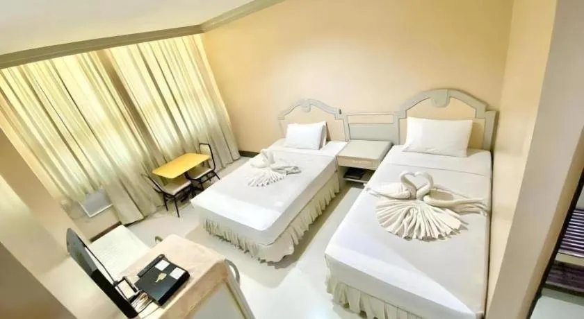 Bed in Cebu Northwinds Hotel
