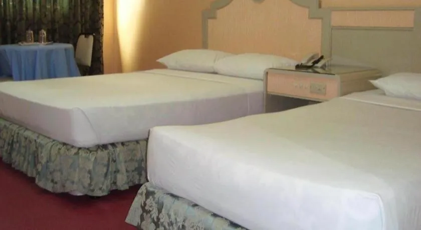 Bed in Cebu Northwinds Hotel