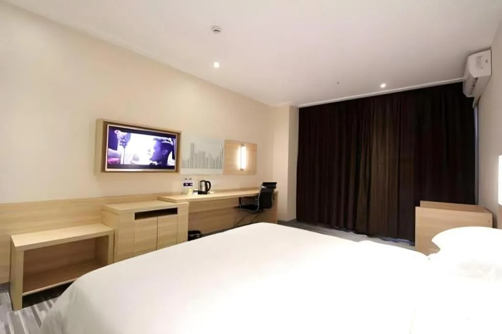 Bed in City Comfort Inn Foshan Shunde Leliu