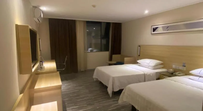 Bed in City Comfort Inn Foshan Shunde Leliu