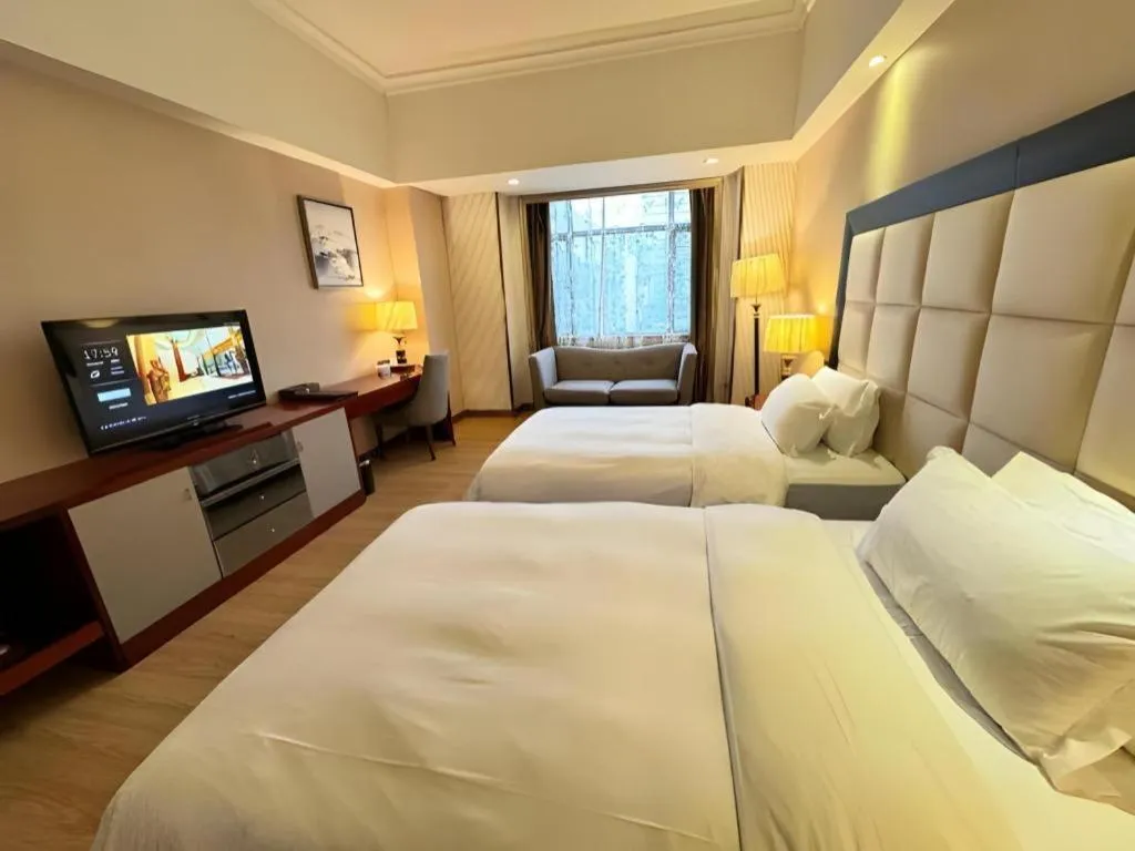 Bed in Shenzhen Bao Yue Hotel