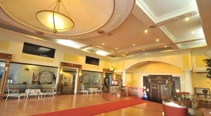 Queen Margarette Hotel