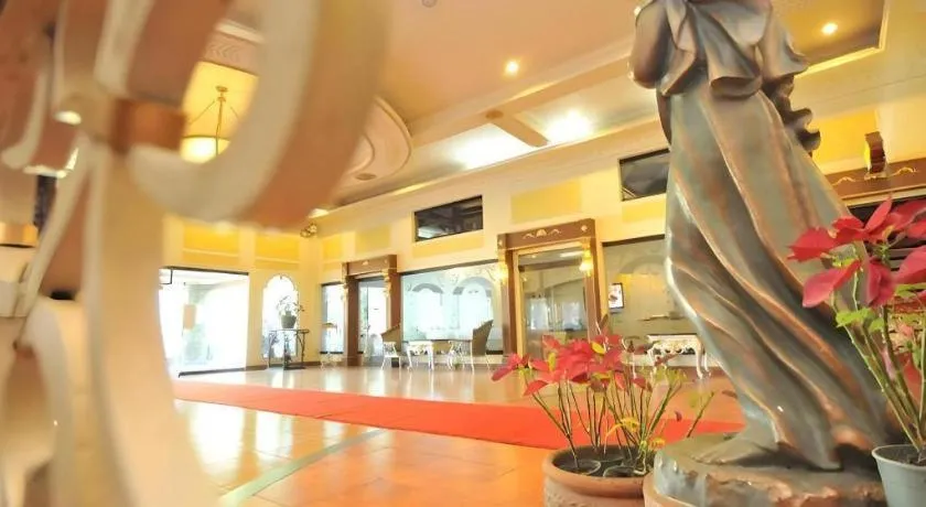 Queen Margarette Hotel