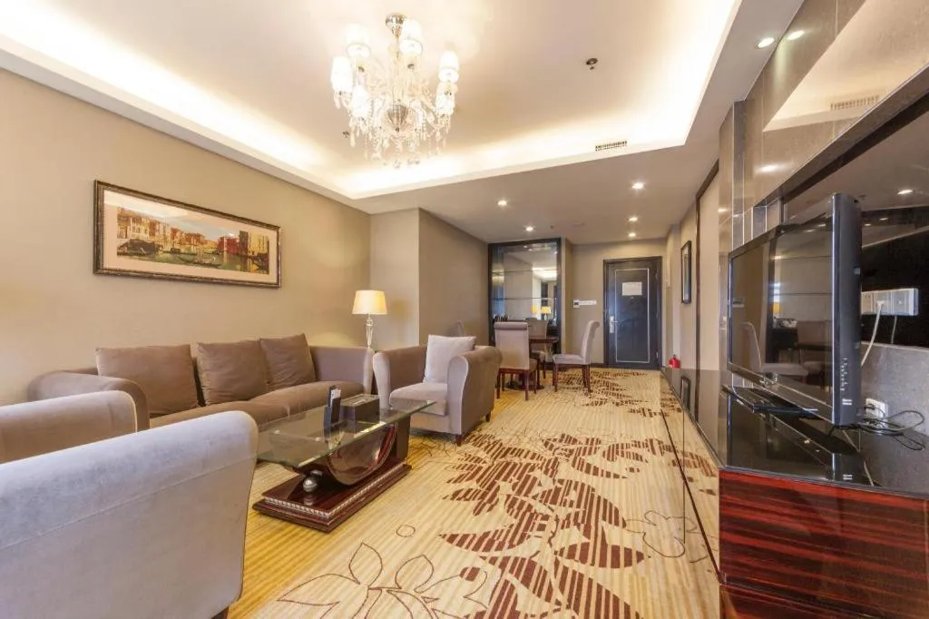 Country Garden Phoenix Hotel Yunfu