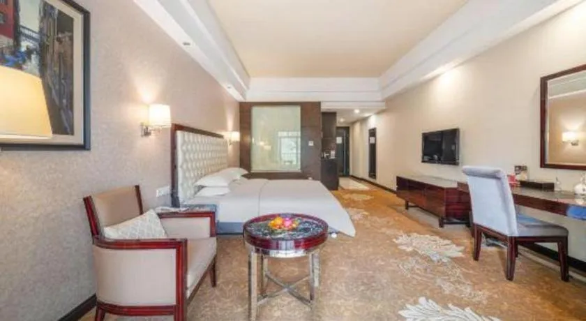 Country Garden Phoenix Hotel Yunfu