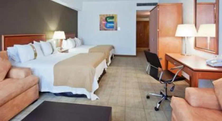 Bed in Holiday Inn Irapuato By IHG