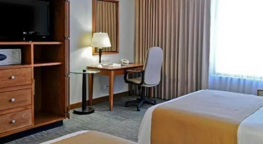 Bed in Holiday Inn Irapuato By IHG