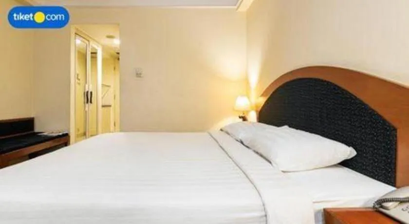 Bed in Hotel Horison Arcadia Heritage Surabaya