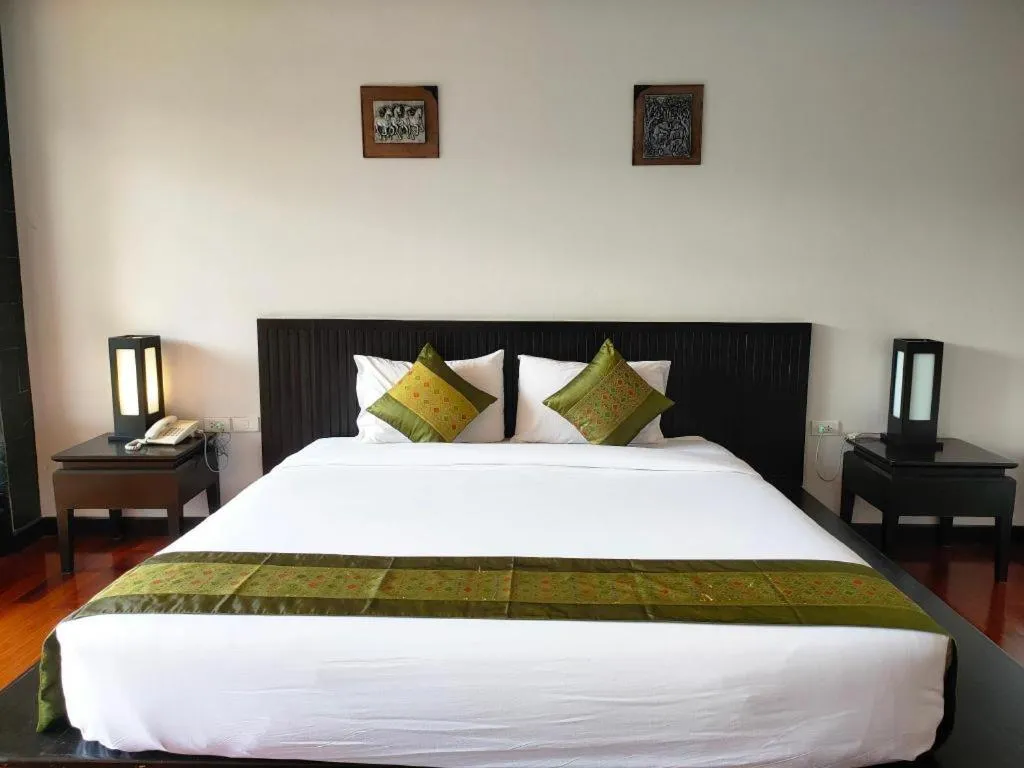 Bed in khaoyai lumtakong hotel