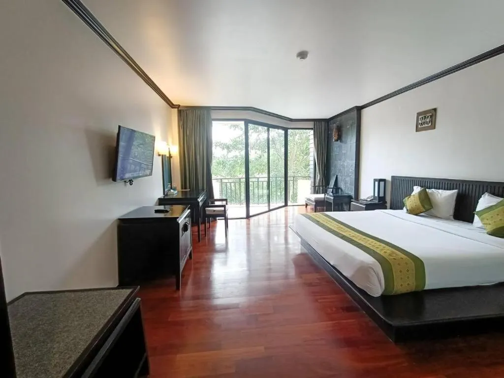 Bed in khaoyai lumtakong hotel