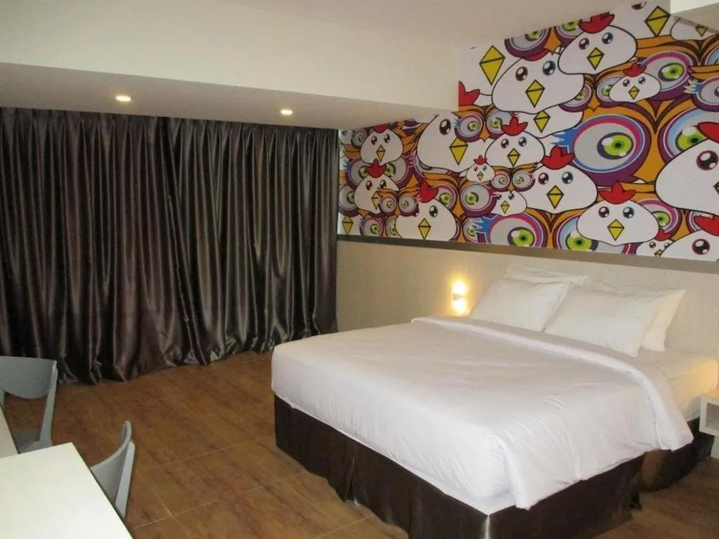 Bed in Nite and Day Batam Jodoh Square