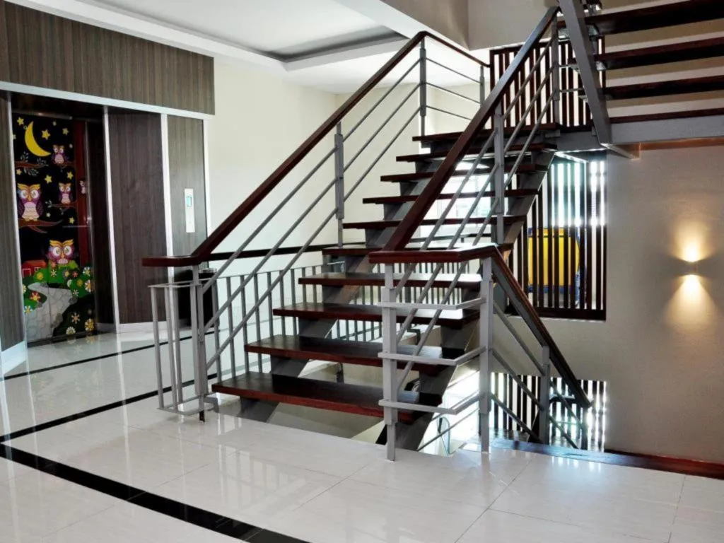 Nite and Day Batam Jodoh Square