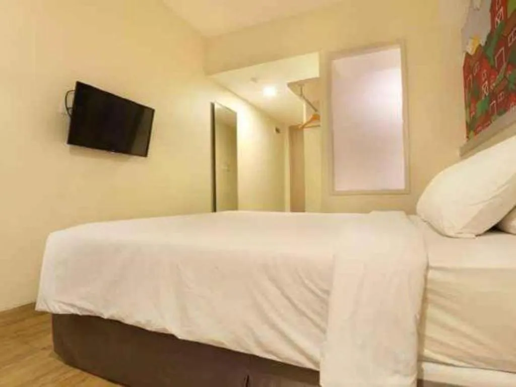 Bed in Nite and Day Batam Jodoh Square