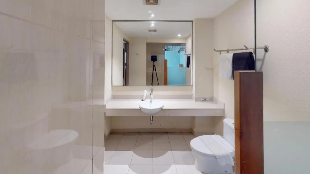 Nite and Day Batam Jodoh Square