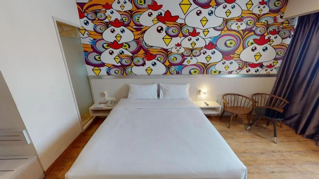 Bed in Nite and Day Batam Jodoh Square