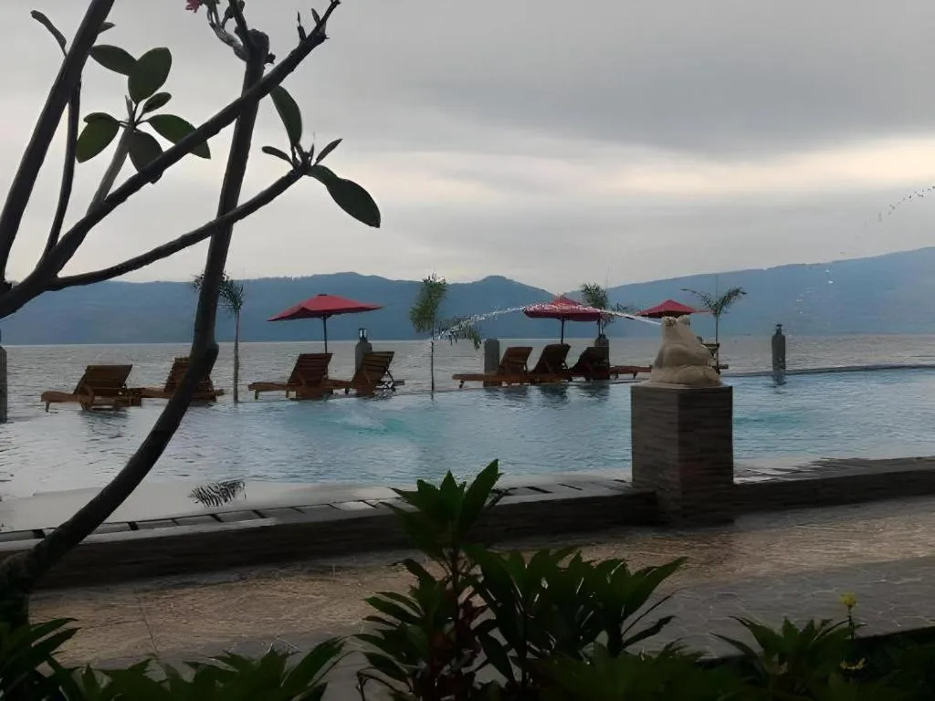 Samosir Cottages Resort