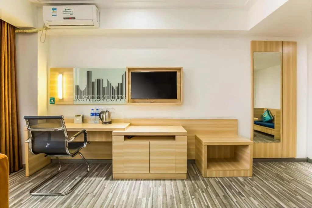 City Comfort Inn Zhaoqing Qixingyan Scenic Area Xinghu Archway