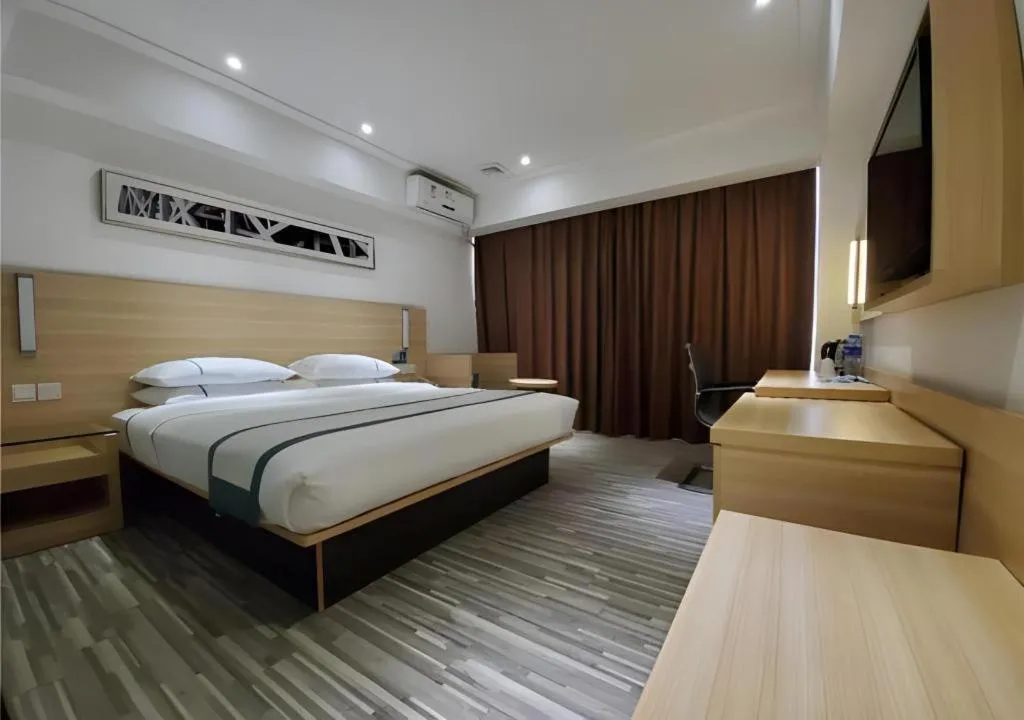 Bed in City Comfort Inn Zhaoqing Qixingyan Scenic Area Xinghu Archway